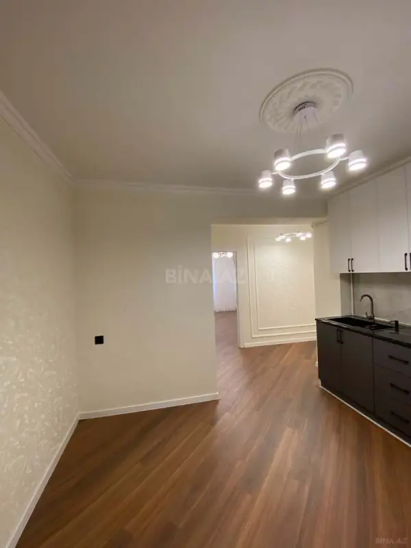 Satılır 2 otaqlı mənzil 68 m²