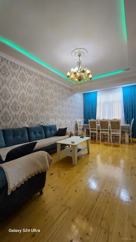 Satılır 2 otaqlı mənzil 77 m²