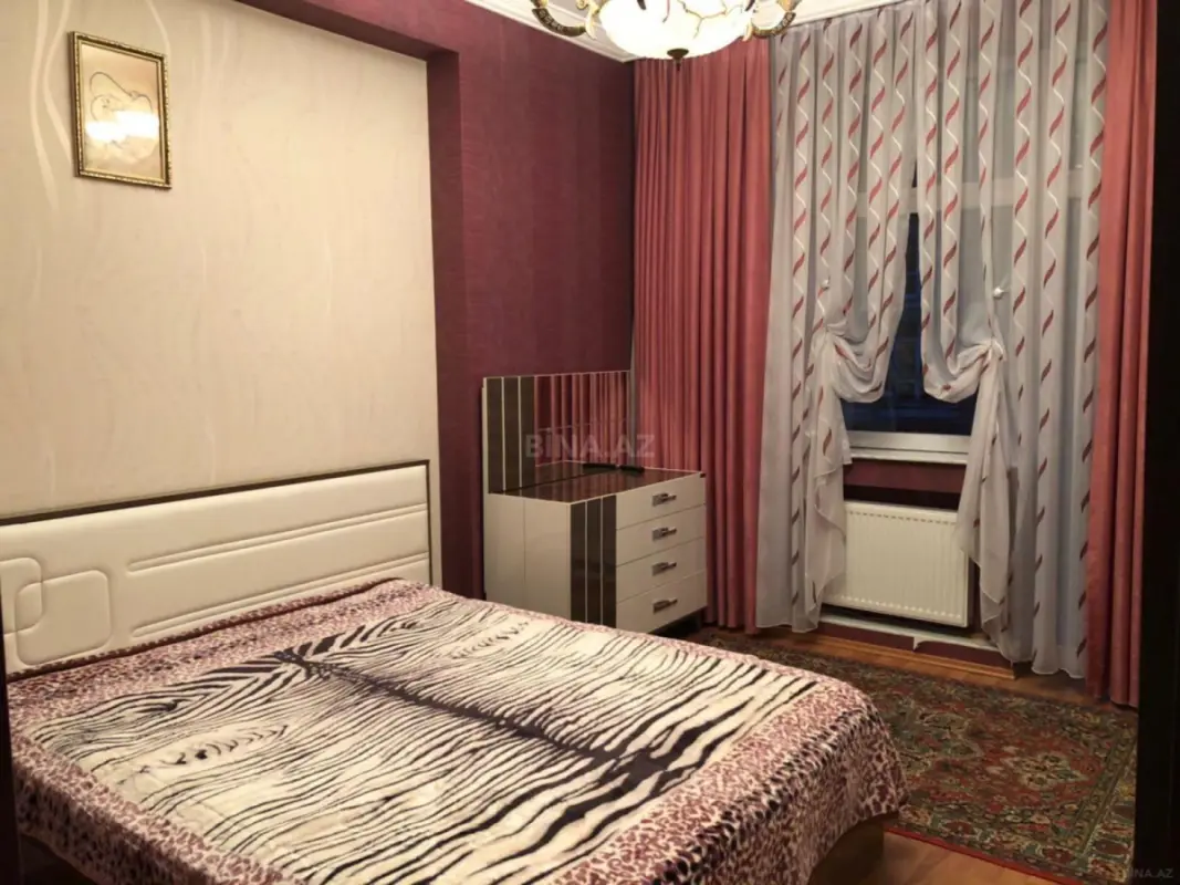 Kirayə verilir 3 otaqlı mənzil 100 m²