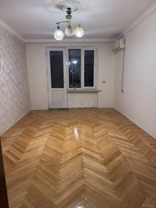 Satılır 2 otaqlı mənzil 55 m²