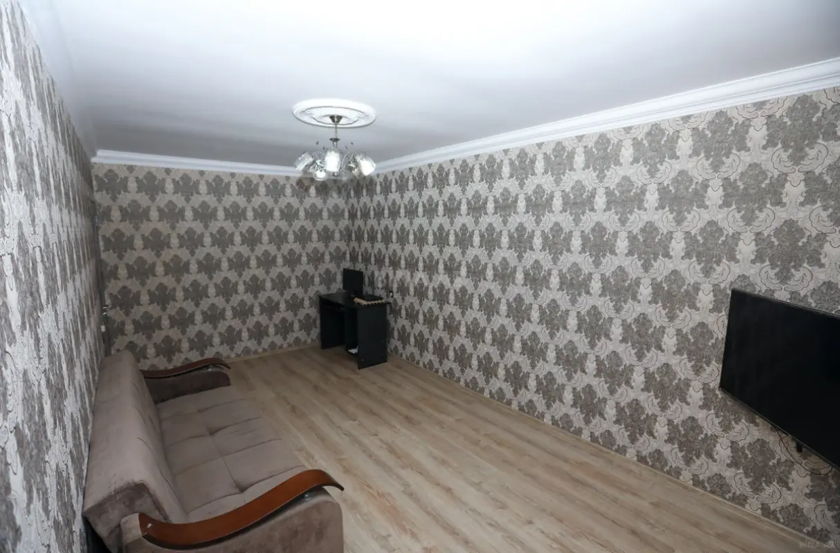 Satılır 3 otaqlı mənzil 60 m²