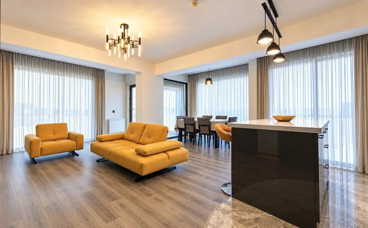 Kirayə verilir 3 otaqlı mənzil 130 m²