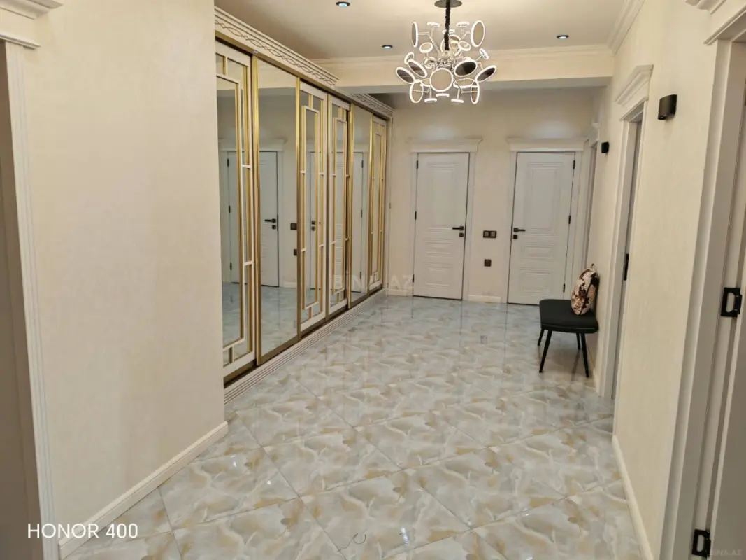 Kirayə verilir 2 otaqlı mənzil 100 m²