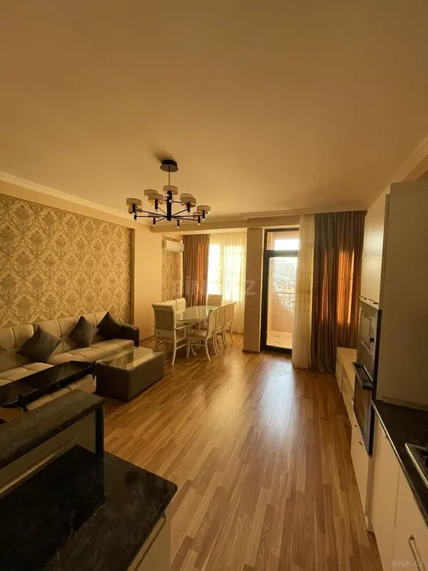 Kirayə verilir 2 otaqlı mənzil 80 m²