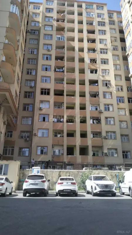 Satılır 3 otaqlı mənzil 67 m²