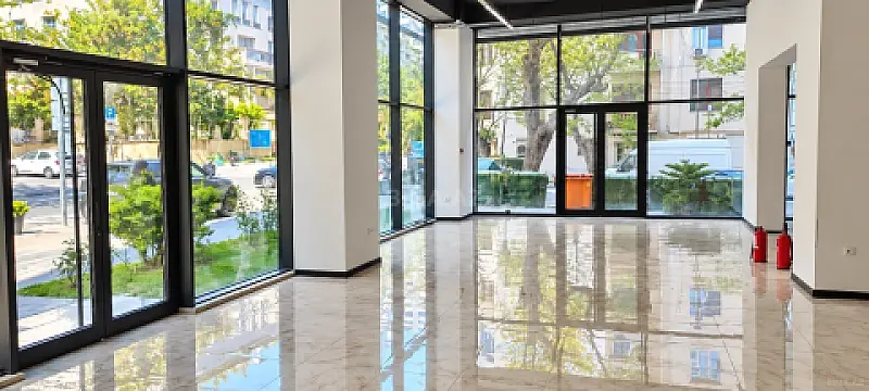 Kirayə verilir obyekt 255 m² — Bakı 255.00 m²