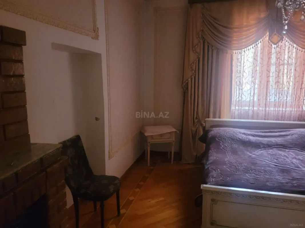 Kirayə verilir 4 otaqlı mənzil 120 m²