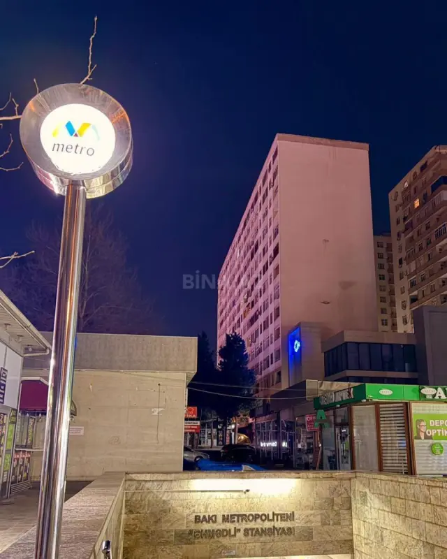 Satılır 3 otaqlı mənzil 136 m²
