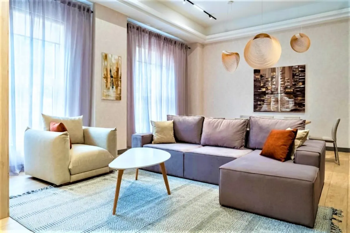Kirayə verilir 2 otaqlı mənzil 75 m²