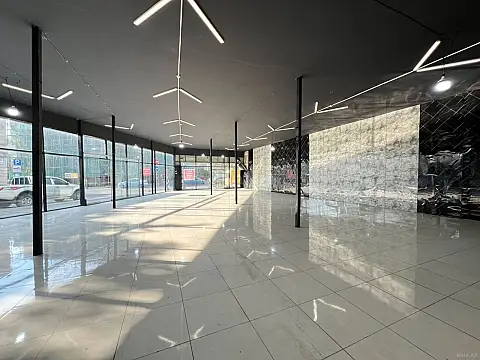 Kirayə verilir obyekt 380 m² — Bakı, Nərimanov 380.00 m²