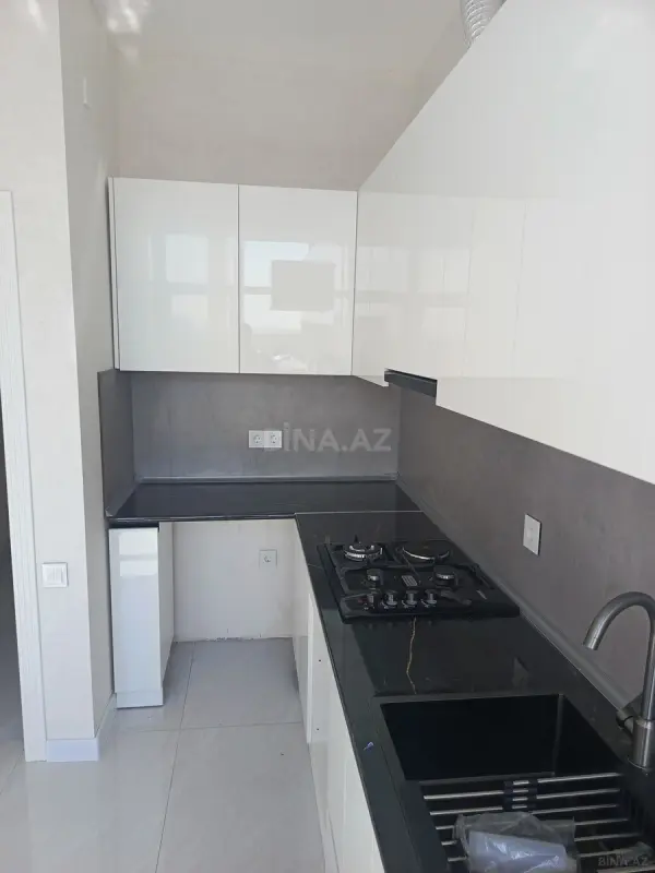 Satılır 2 otaqlı mənzil 74 m²