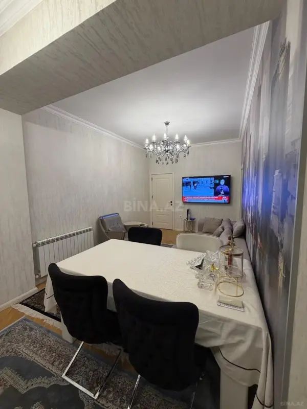 Satılır 3 otaqlı mənzil 120 m²