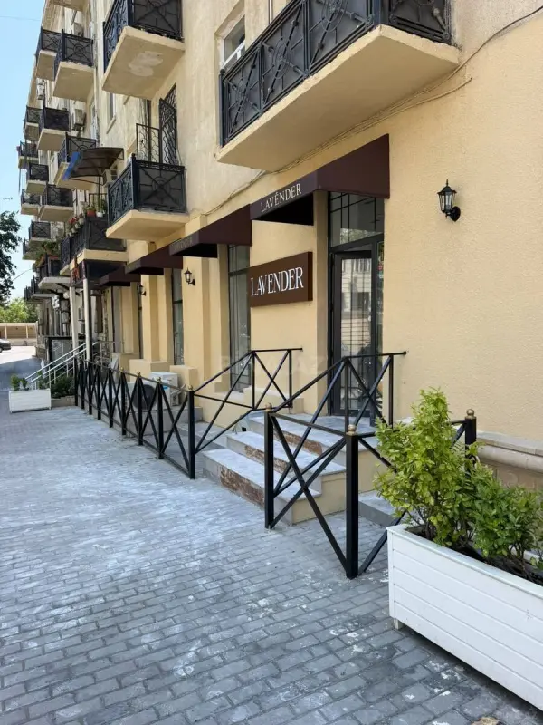 Satılır obyekt 68 m²
