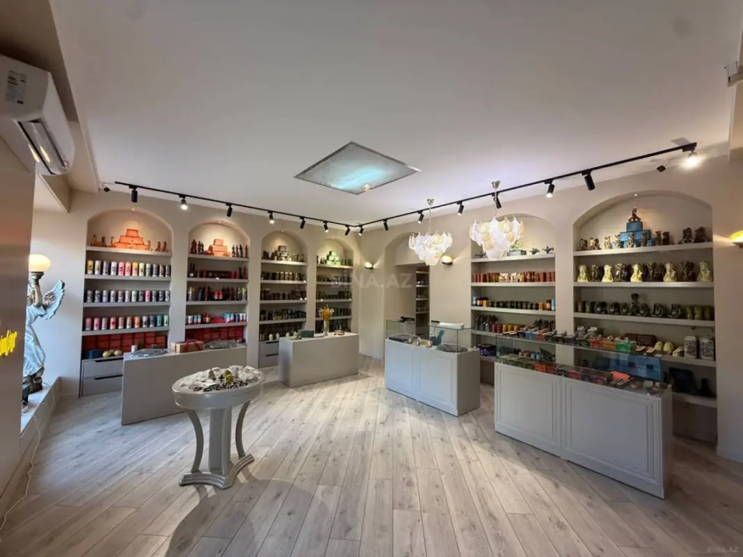 Satılır obyekt 90 m²