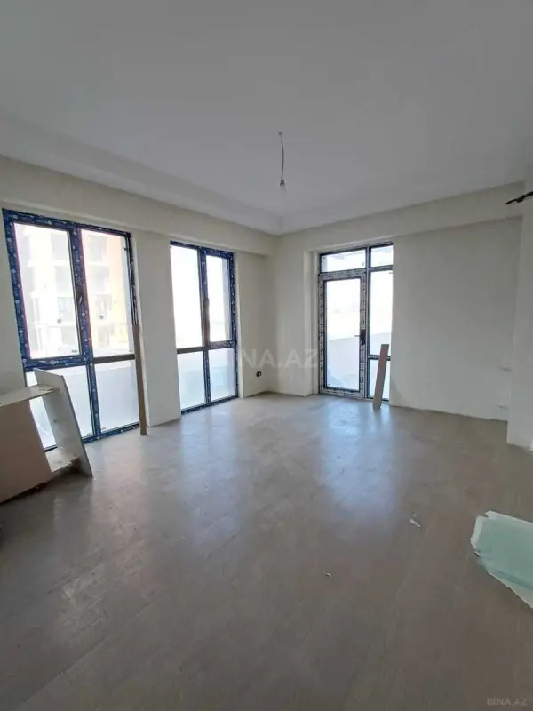 Satılır 3 otaqlı mənzil 86 m²