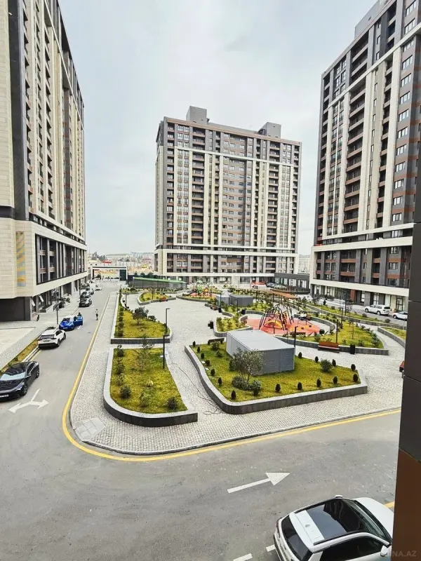 Satılır 3 otaqlı mənzil 170 m²