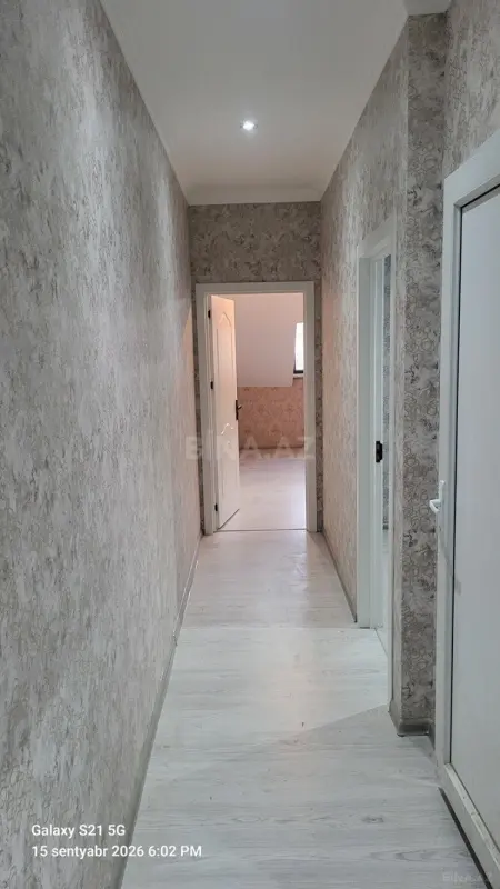 Satılır 2 otaqlı mənzil 68 m²