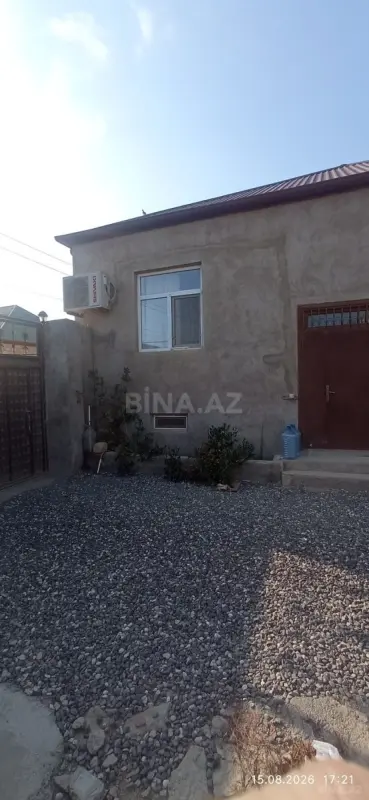 Satılır 4 otaqlı həyət evi 132 m²