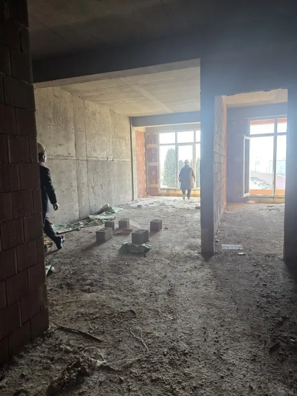 Satılır 2 otaqlı mənzil 72.8 m²