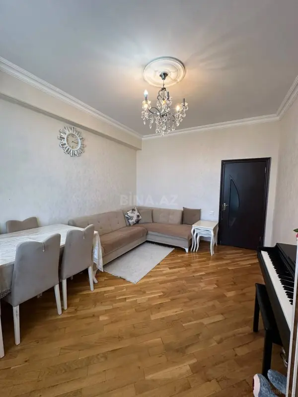 Satılır 2 otaqlı mənzil 65 m²