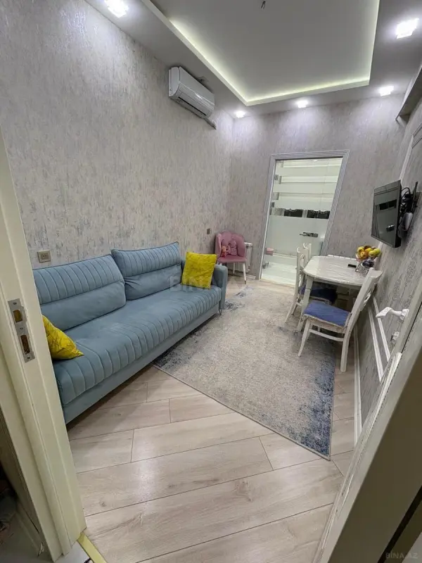 Satılır 2 otaqlı mənzil 47 m²