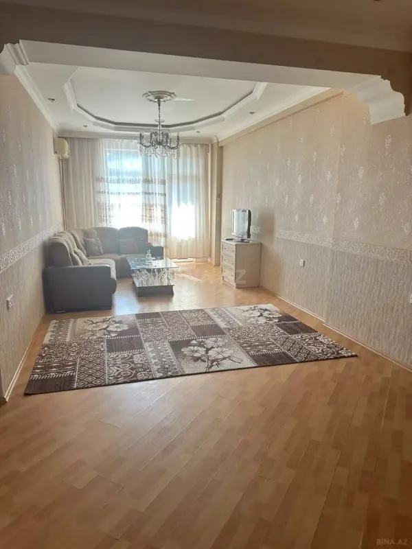 Kirayə verilir 3 otaqlı mənzil 125 m²