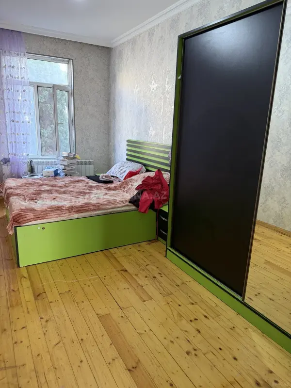 Kirayə verilir 2 otaqlı mənzil 80 m²