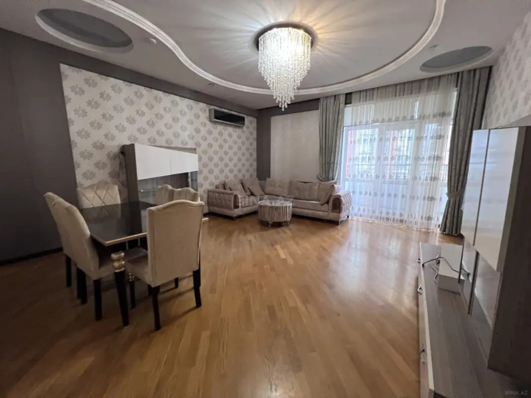 Kirayə verilir 4 otaqlı mənzil 170 m²