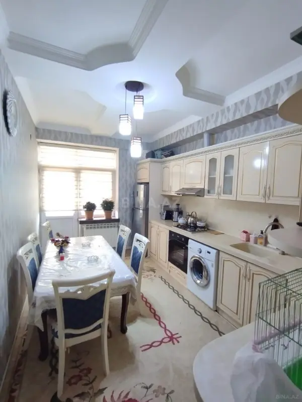 Satılır 3 otaqlı mənzil 124 m²