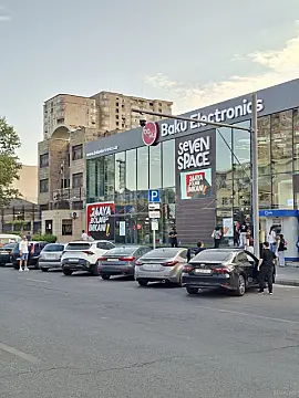 Satılır 2 otaqlı mənzil 60 m² — Bakı, İnşaatçılar 2 otaq 60.00 m²