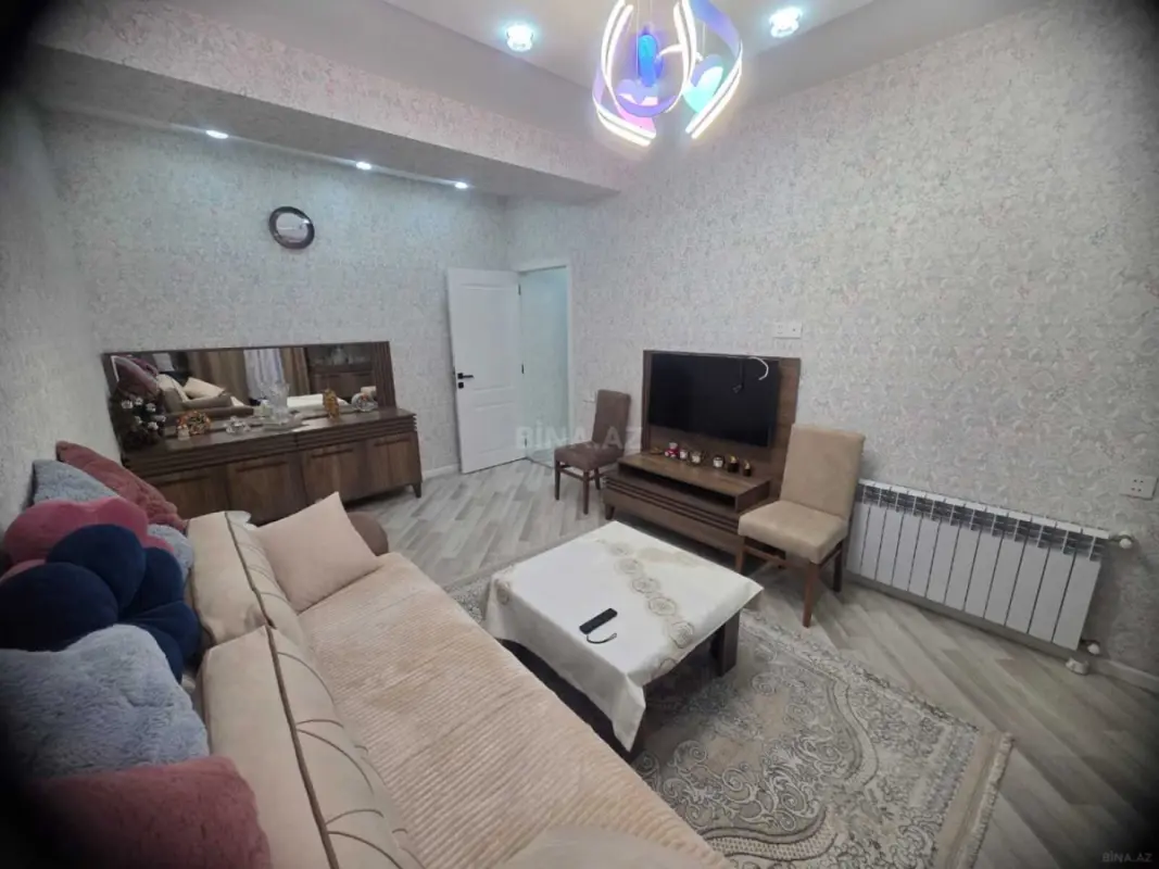 Satılır 4 otaqlı mənzil 115 m²