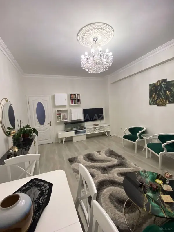 Satılır 2 otaqlı mənzil 56 m²