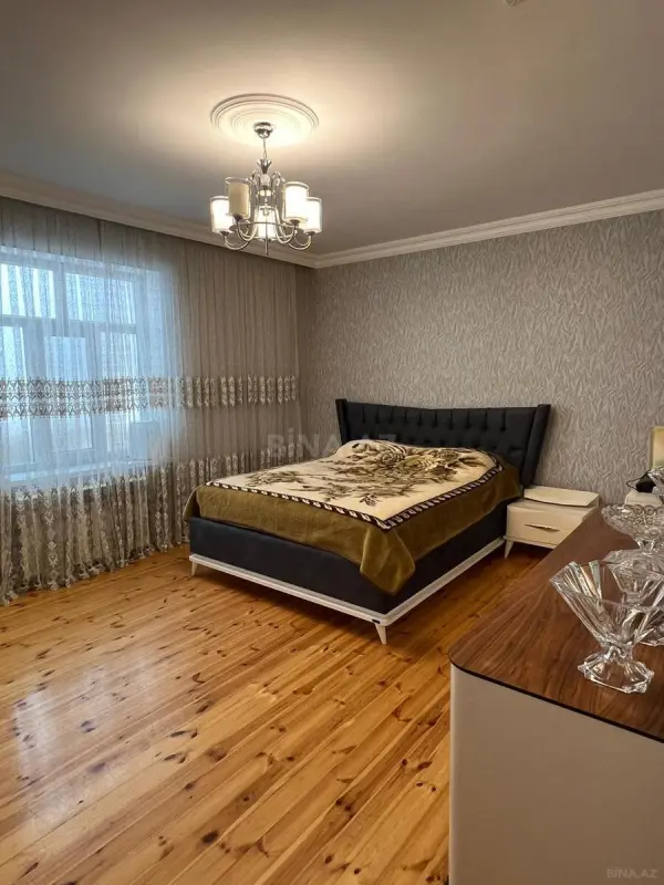 Satılır 7 otaqlı həyət evi 145 m²
