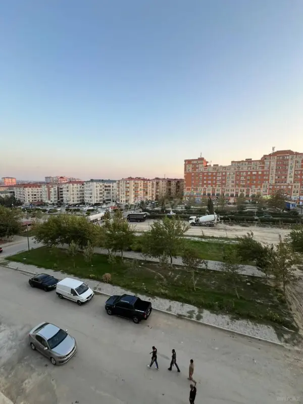 Satılır 2 otaqlı mənzil 57 m²