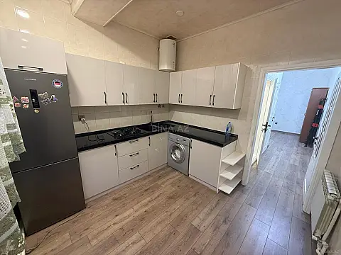 Kirayə verilir 2 otaqlı mənzil 76 m² — Bakı 2 otaq 76.00 m²