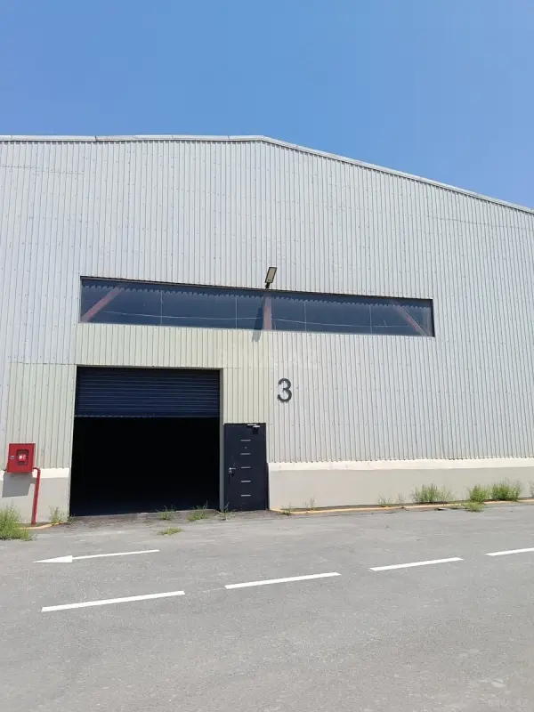 Kirayə verilir obyekt 1229 m²