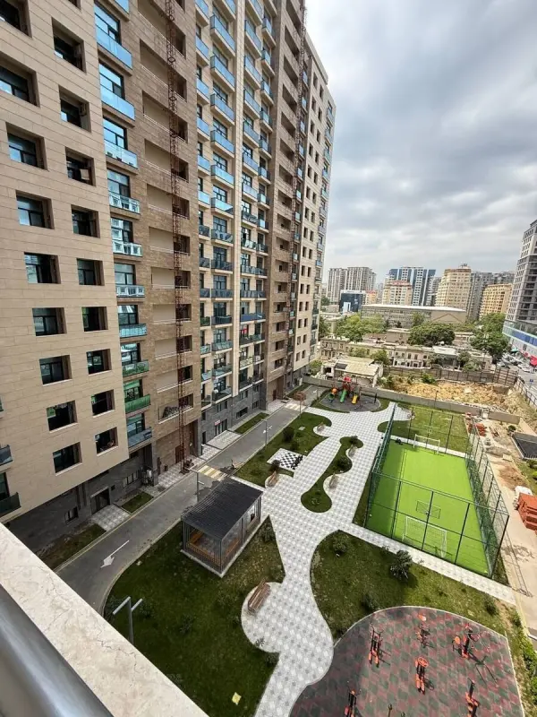 Satılır 2 otaqlı mənzil 95 m²