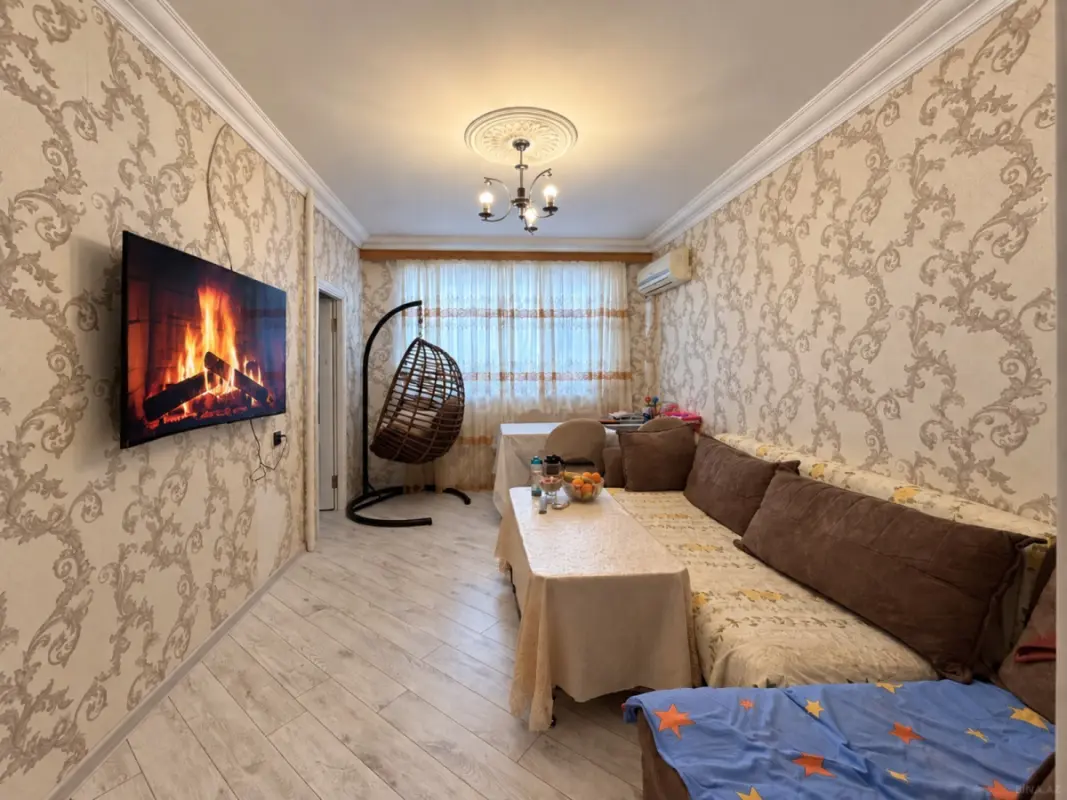 Satılır 4 otaqlı mənzil 84 m²