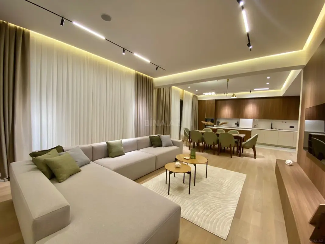 Kirayə verilir 3 otaqlı mənzil 130 m²