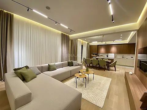 Kirayə verilir 3 otaqlı mənzil 130 m² — Bakı 3 otaq 130.00 m²