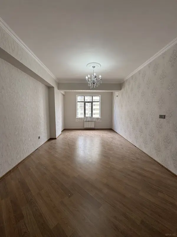 Satılır 3 otaqlı mənzil 125 m²