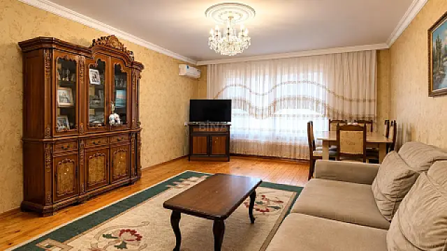 Satılır 2 otaqlı mənzil 60 m² — Bakı, Həzi Aslanov qəs. 2 otaq 60.00 m²