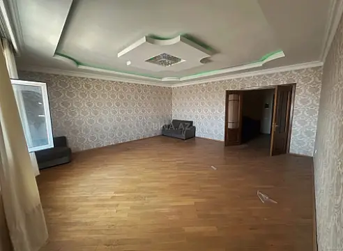 Satılır 3 otaqlı mənzil 120 m² — Bakı 3 otaq 120.00 m²