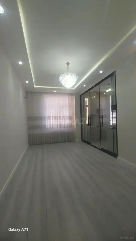 Kirayə verilir 2 otaqlı mənzil 52 m²