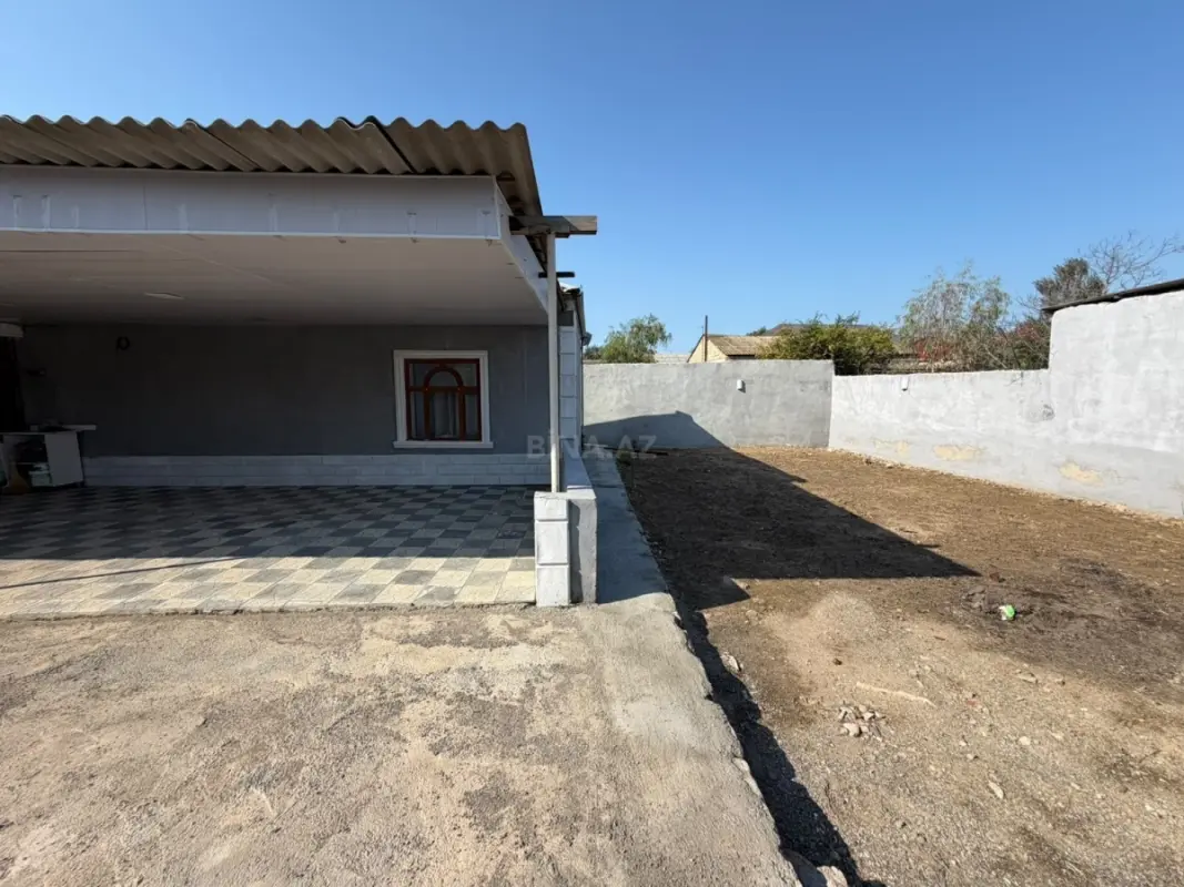 Satılır 4 otaqlı həyət evi 130 m²