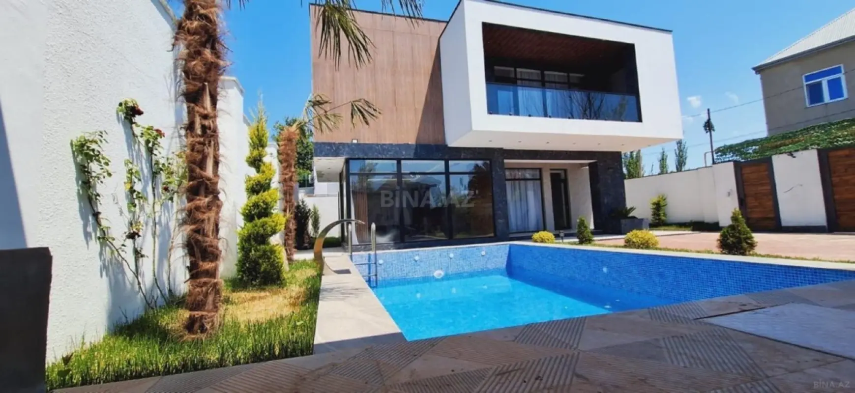 Satılır 6 otaqlı həyət evi 230 m²