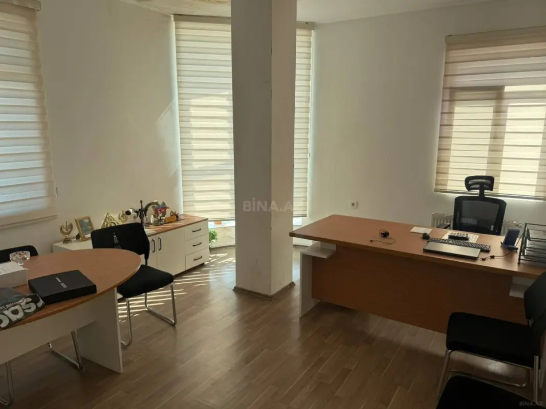 Kirayə verilir 3 otaqlı ofis 120 m²