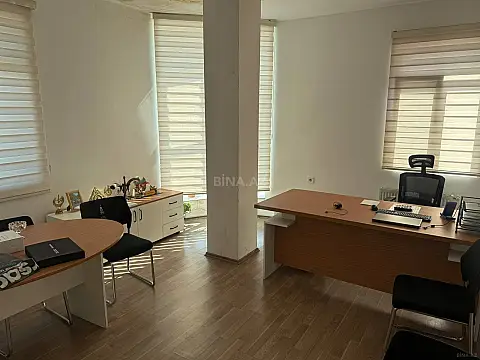 Kirayə verilir 3 otaqlı ofis 120 m² — Bakı, Memar Əcəmi yanı 3 otaq 120.00 m²