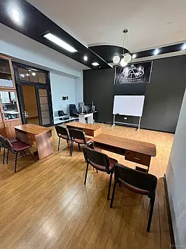 Kirayə verilir 2 otaqlı ofis 100 m² — Bakı 2 otaq 100.00 m²