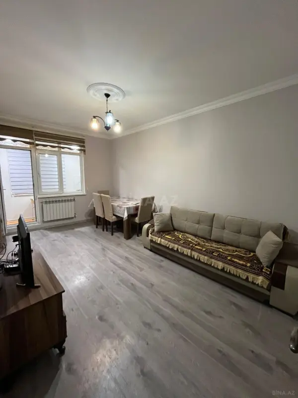 Kirayə verilir 2 otaqlı mənzil 62 m²